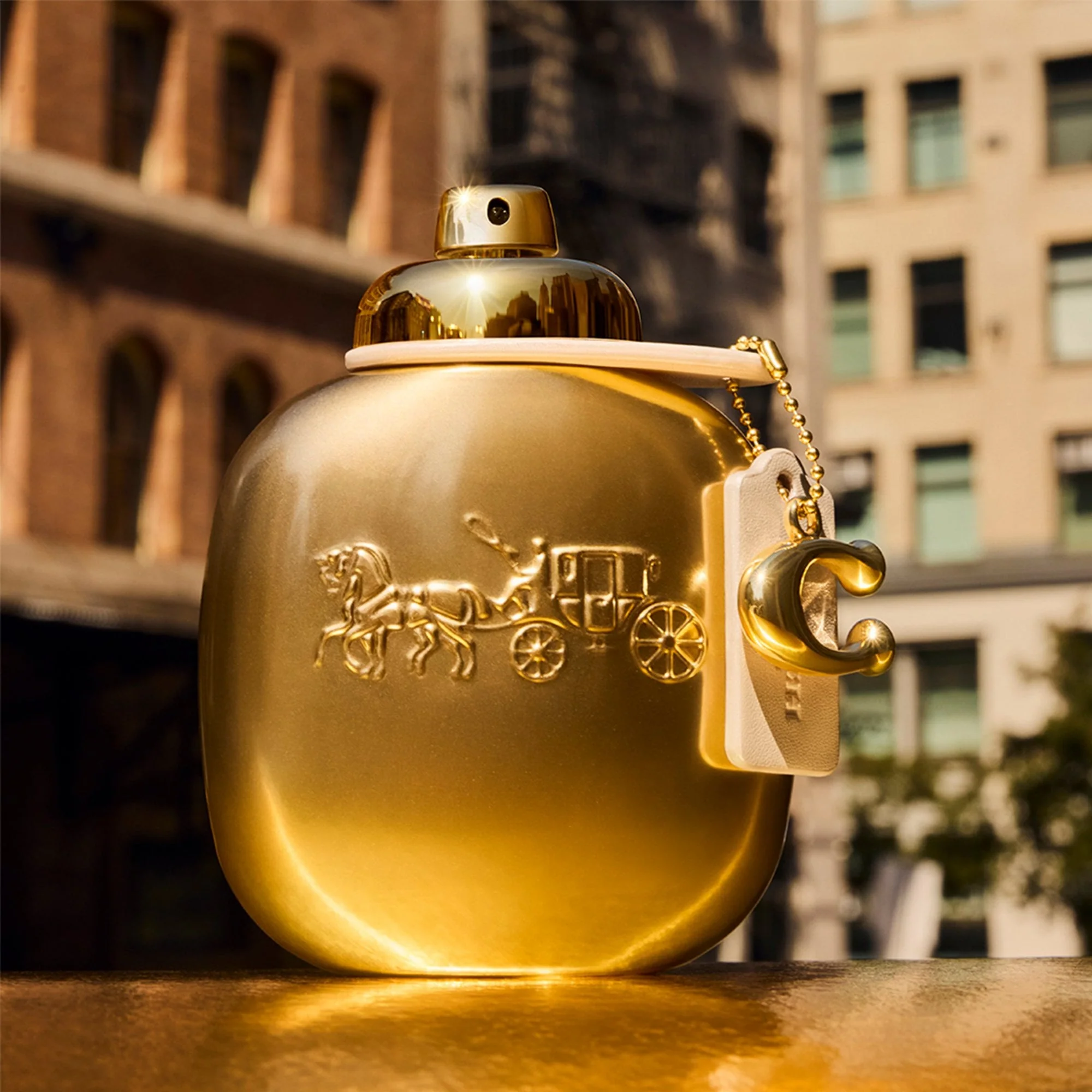 Coach Woman Gold Parfum 50ml Spray - Image 4