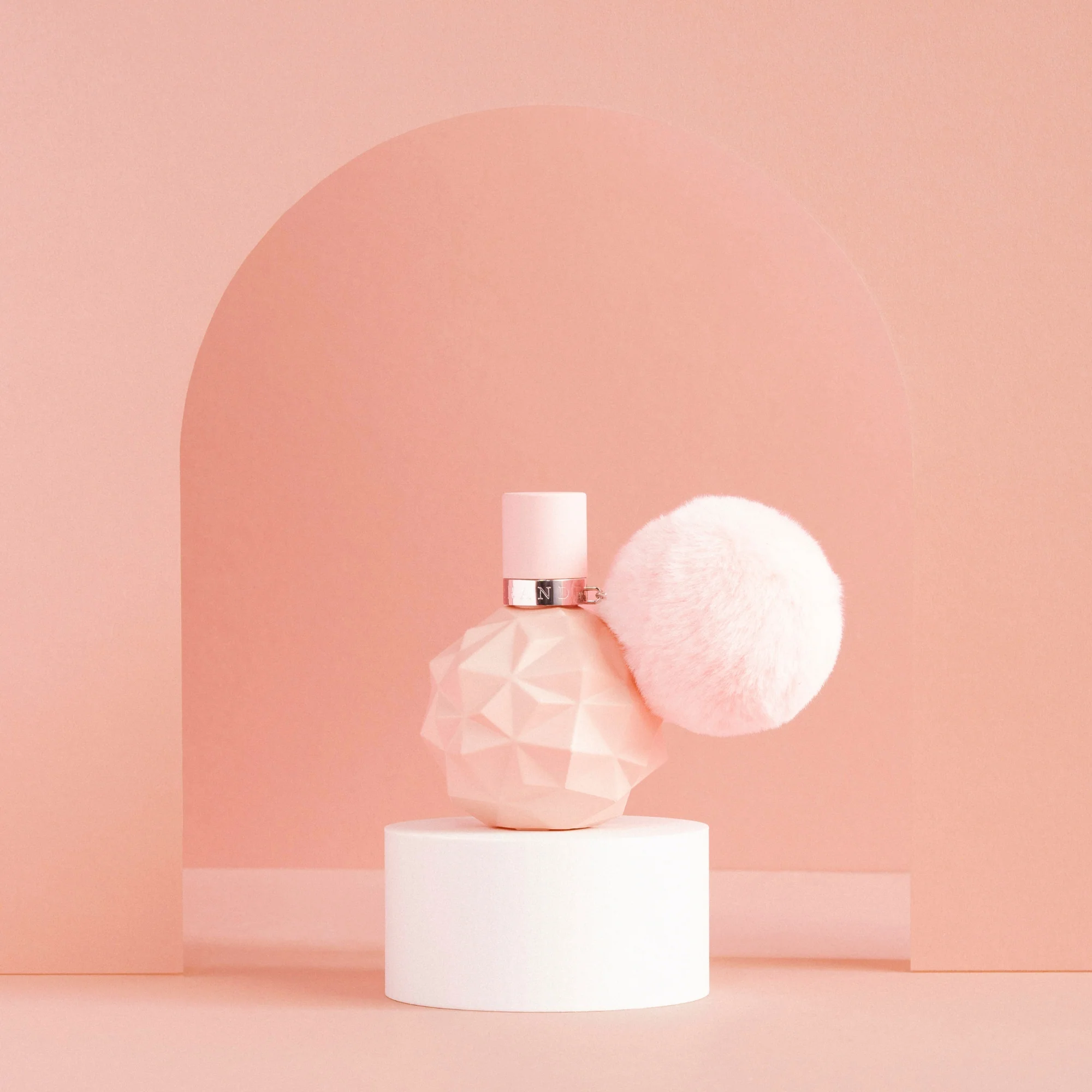 Ariana Grande Sweet Like Candy Eau De Parfum 30ml Spray - Image 3